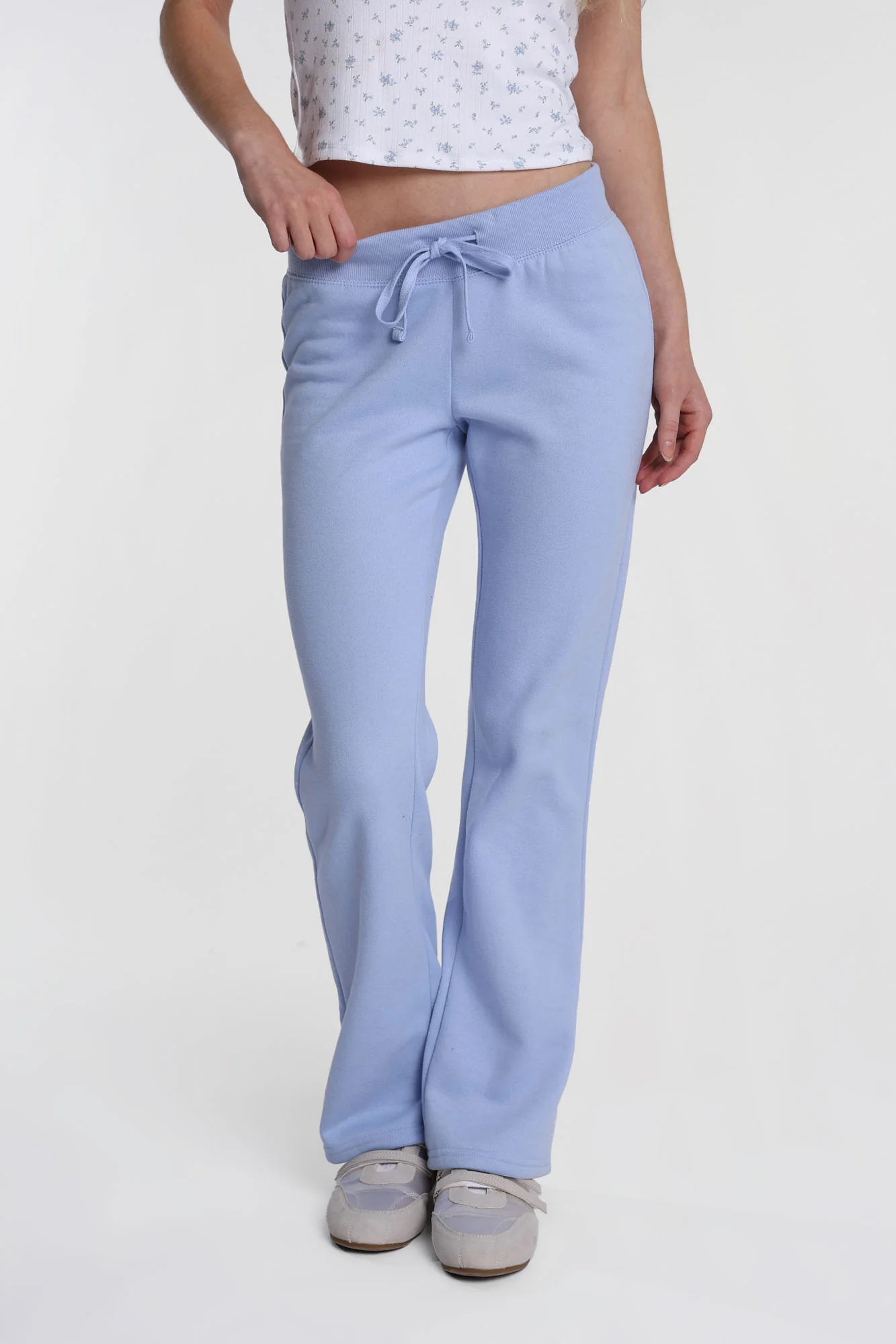 AERO Bootleg Sweatpants - Image 2