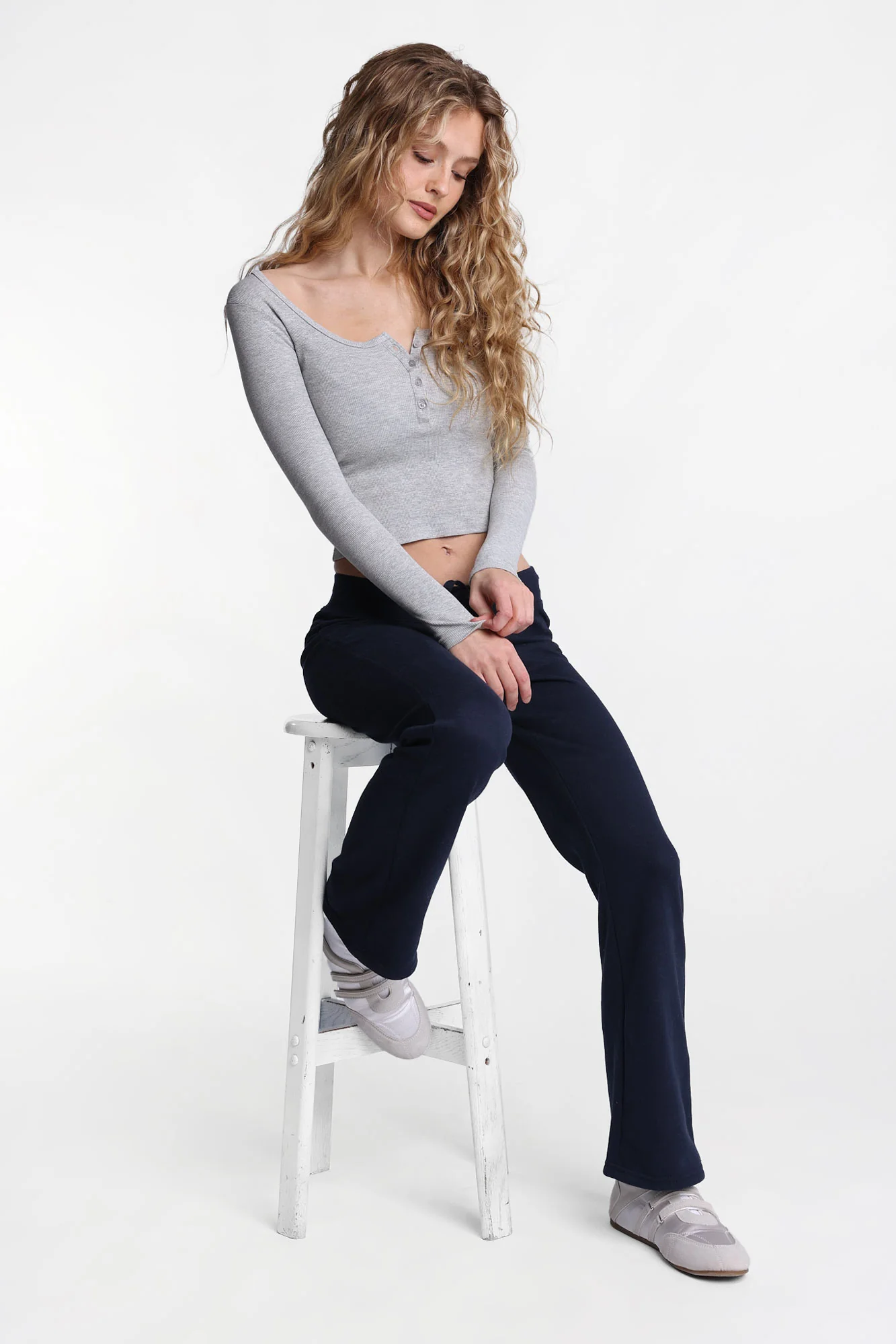 AERO Bootleg Sweatpants - Image 21