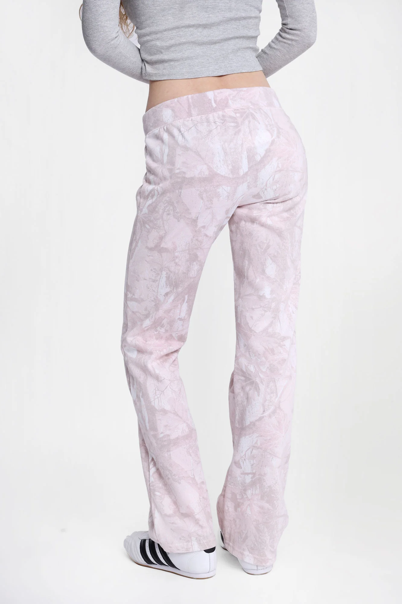 AERO Bootleg Sweatpants - Image 23