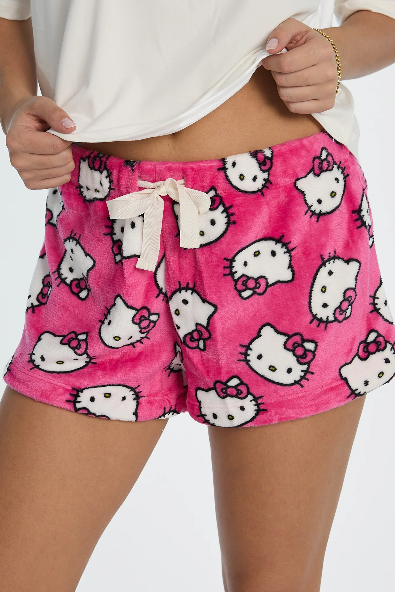 Hello Kitty Heart Pajama Tee & Plush Shorts 2-Piece Set - Image 4