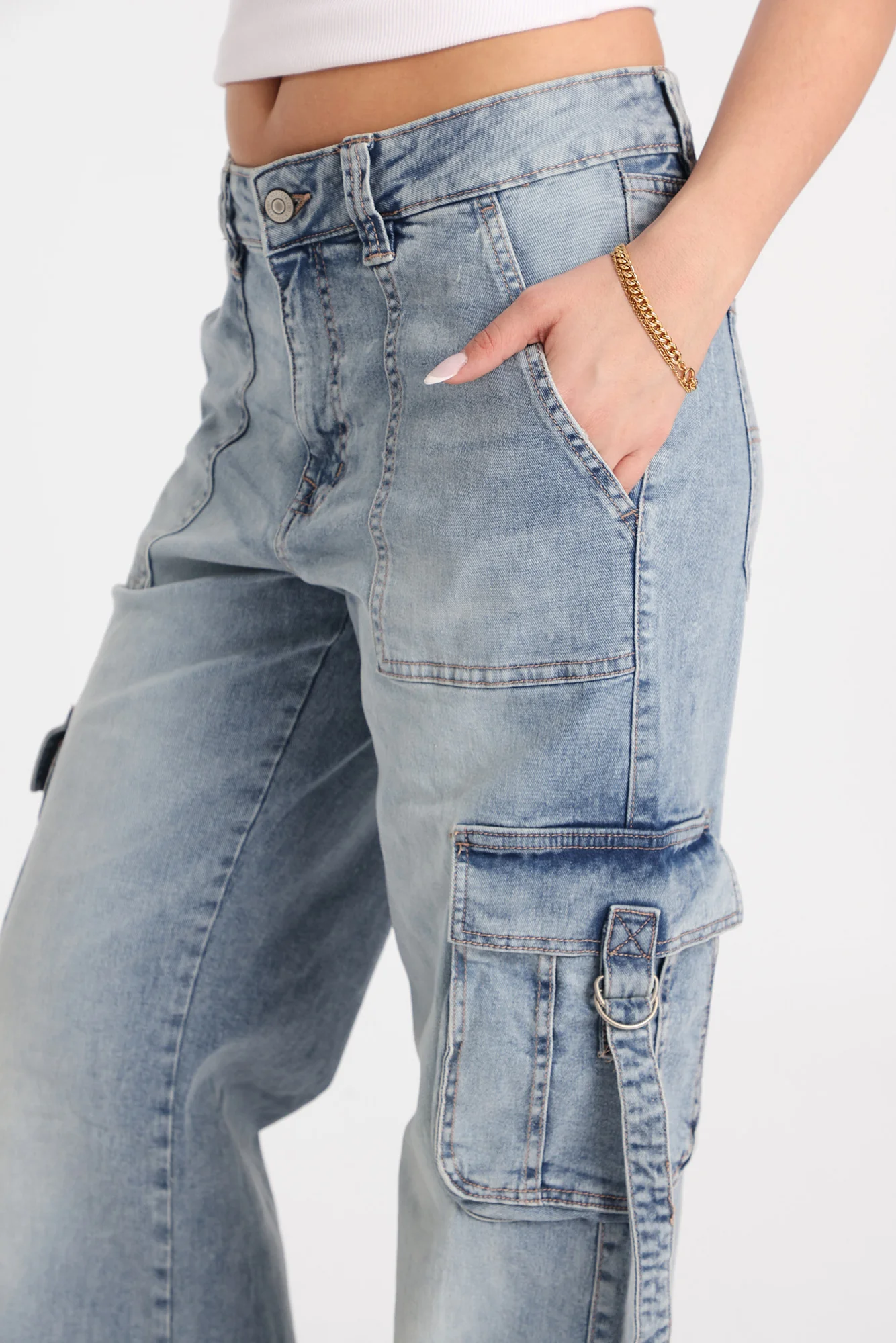 AERO Super High Rise D-Ring Baggy Cargo Jeans - Image 4