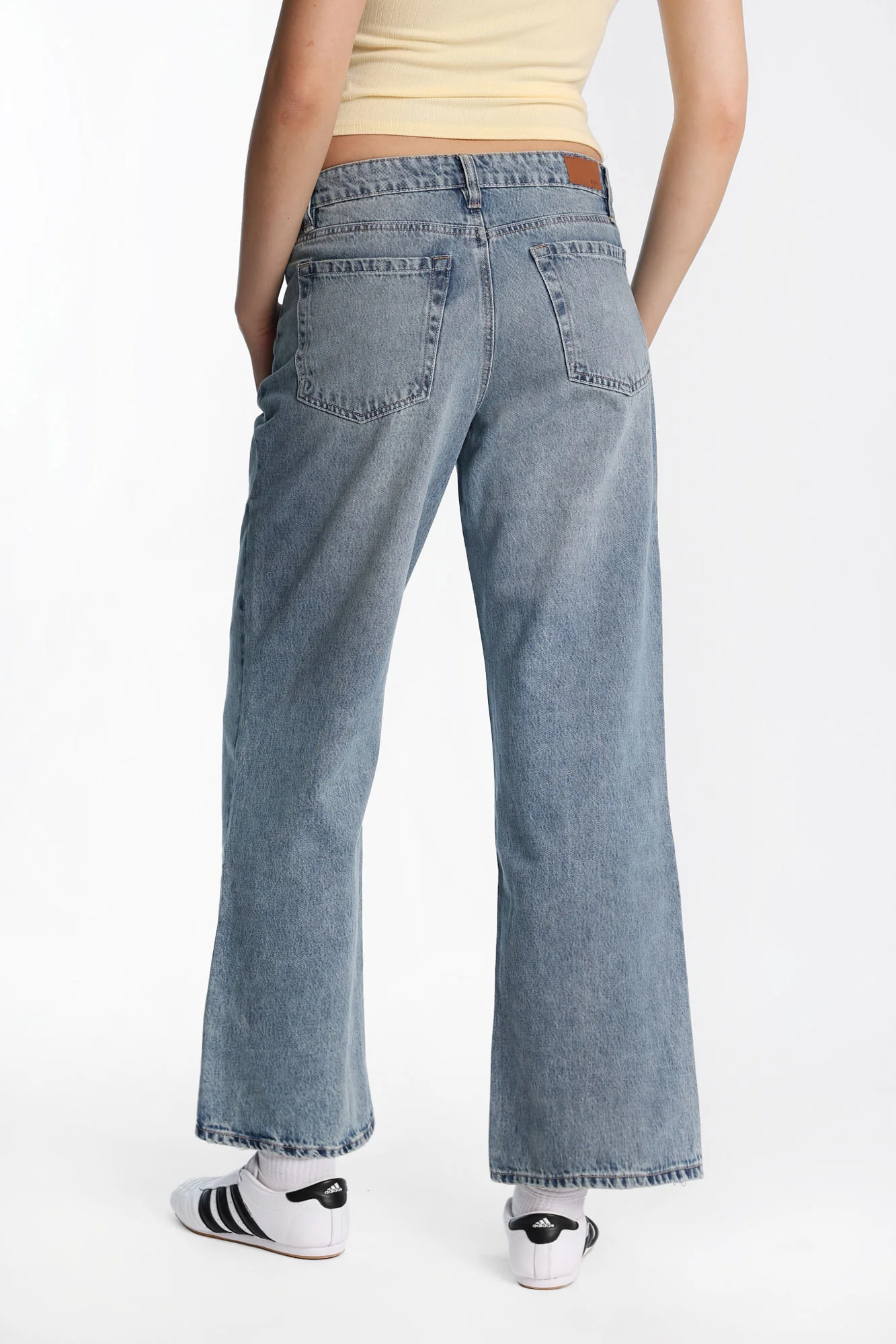 AERO Low Rise Baggy Jeans - Image 3