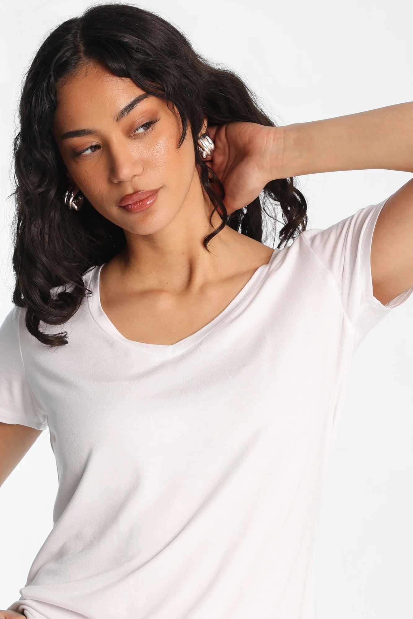 AERO Short Sleeve V-Neck Tee - Image 12