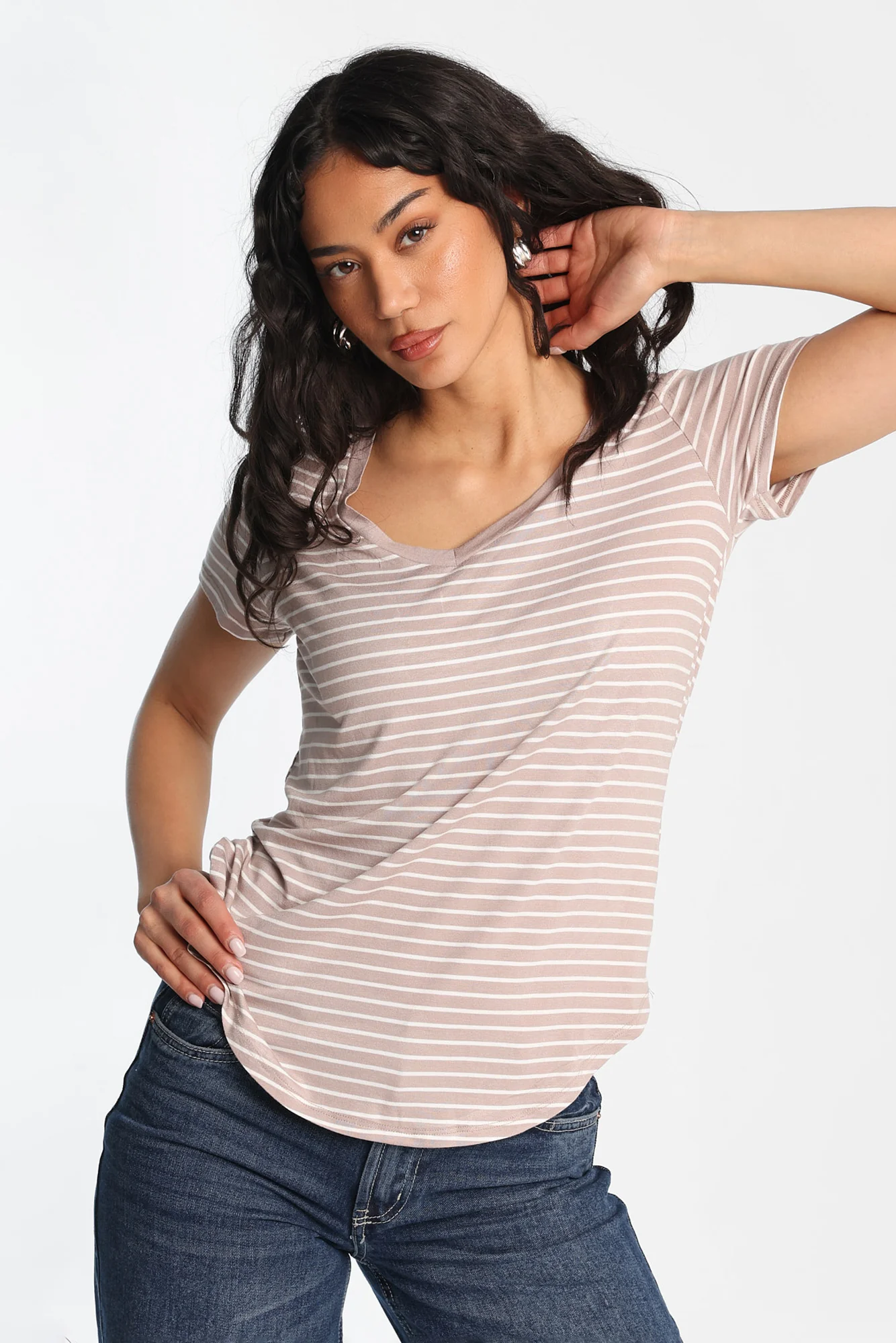 AERO Short Sleeve V-Neck Tee - Image 15