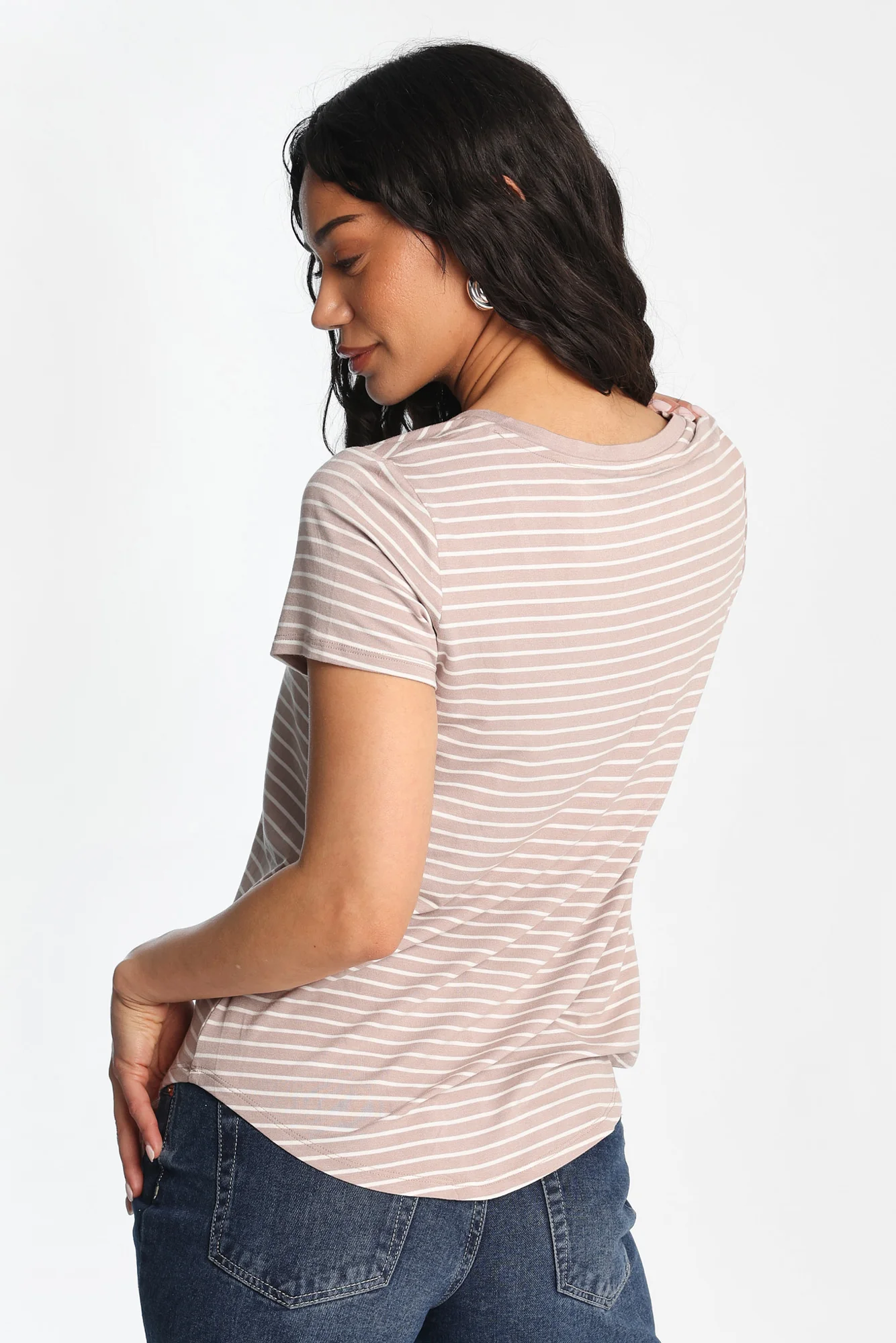 AERO Short Sleeve V-Neck Tee - Image 17