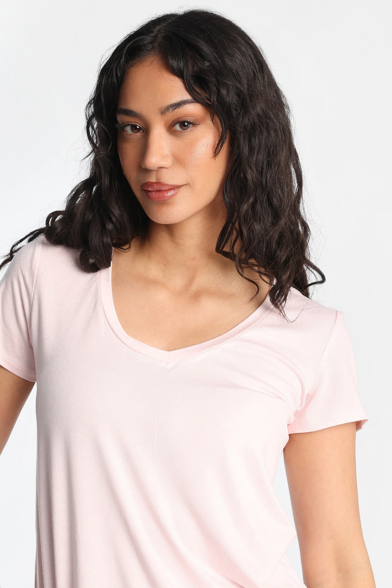 AERO Short Sleeve V-Neck Tee - Image 23