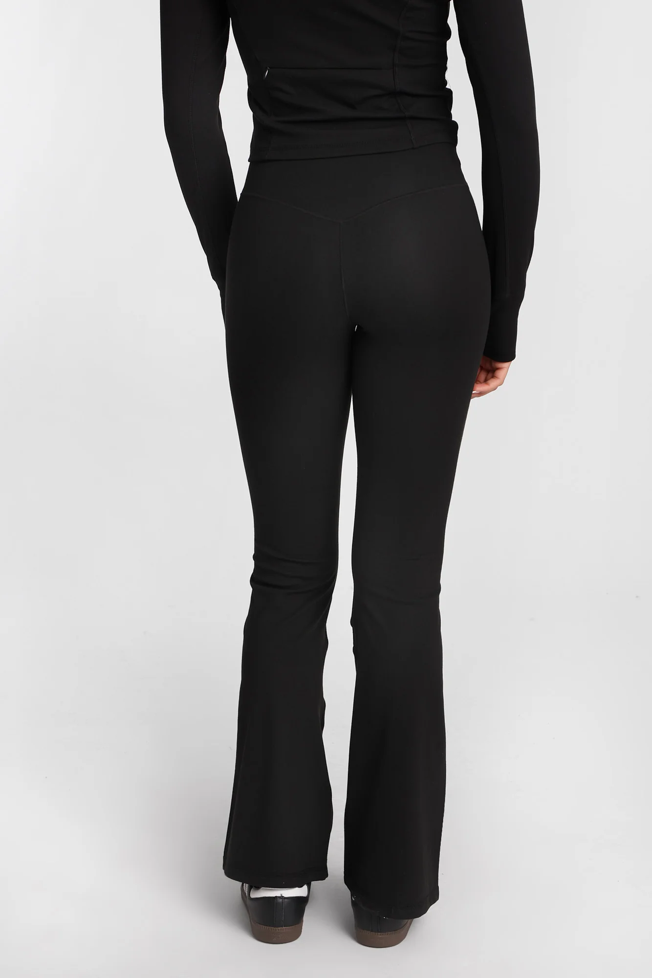 Super Smooth Flared Leggings - Image 4