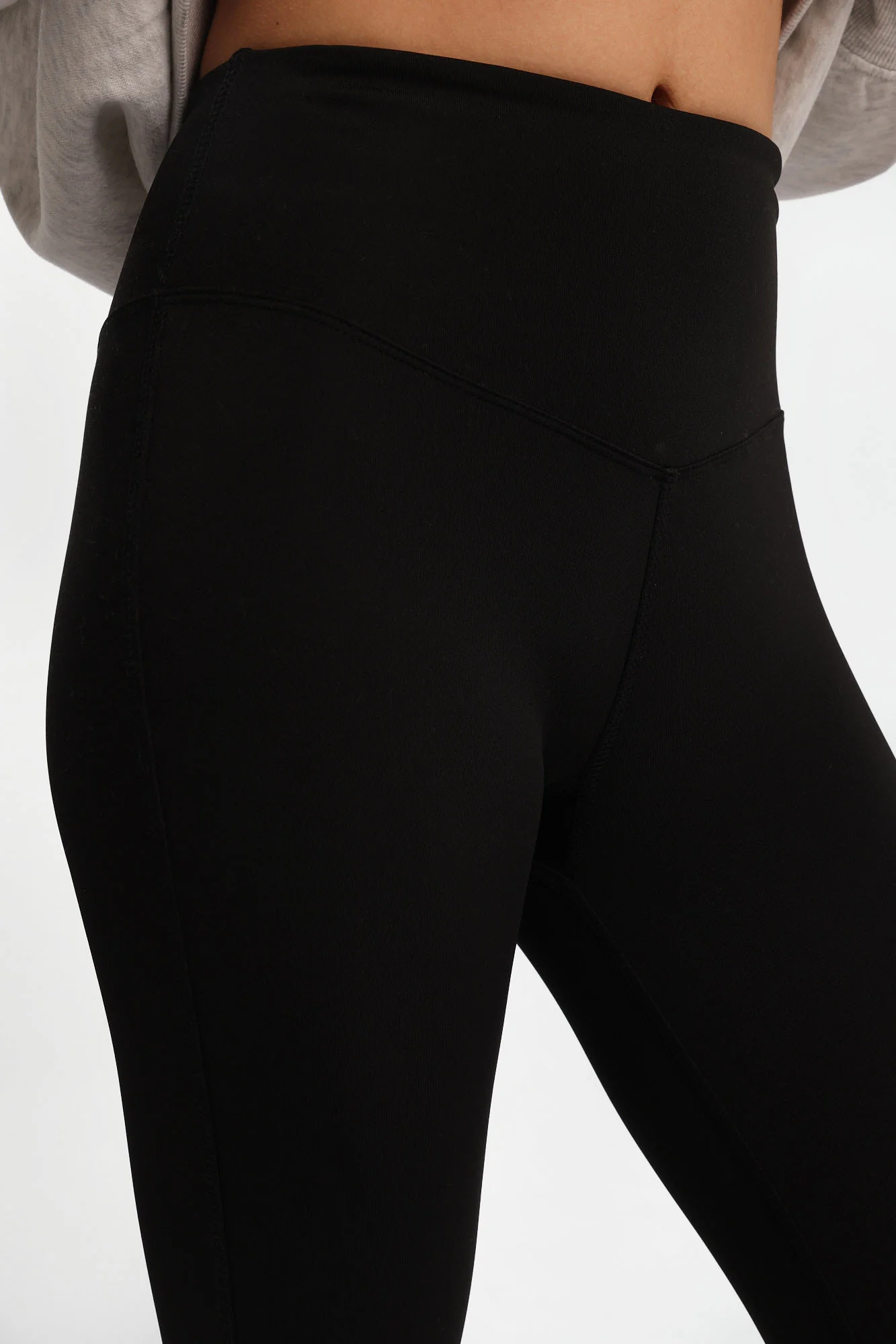AERO Leggings - Image 3