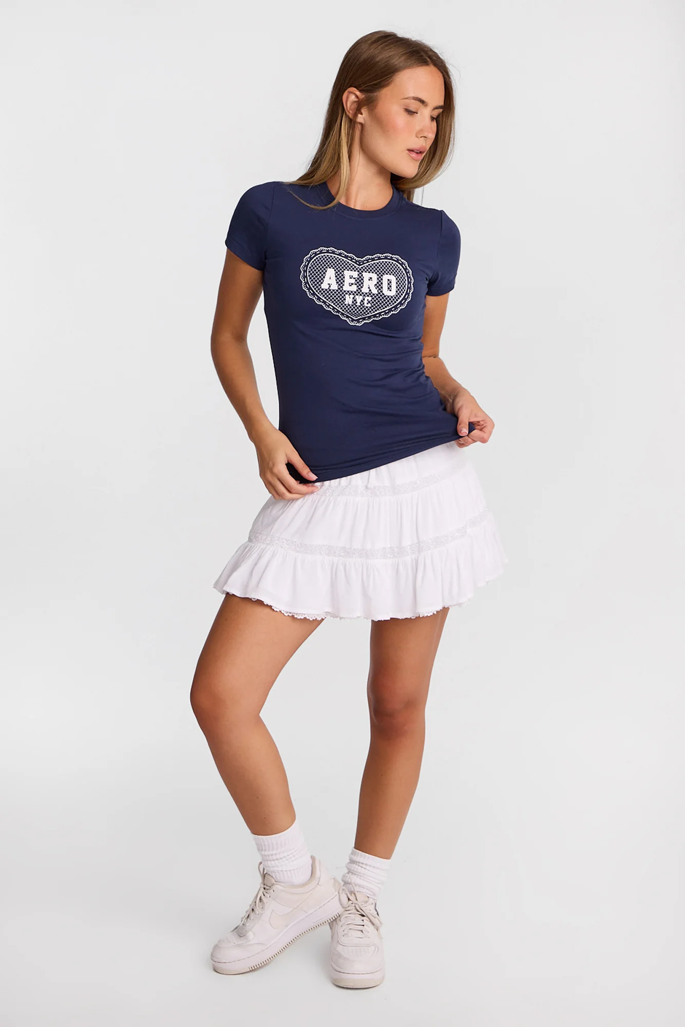 AERO Heart Graphic Classic Tee - Image 4