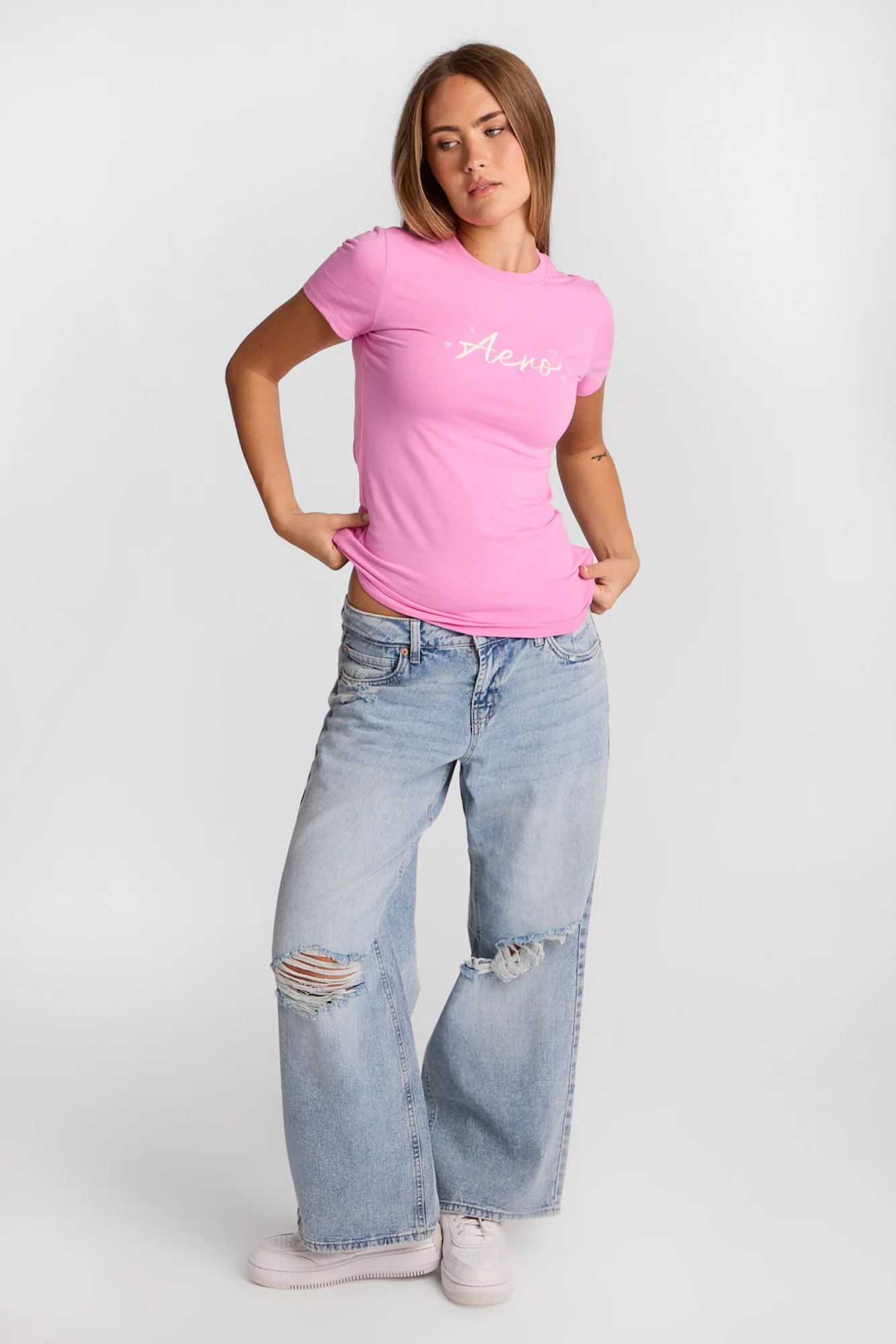 AERO Star & Hearts Graphic Classic Tee - Image 4